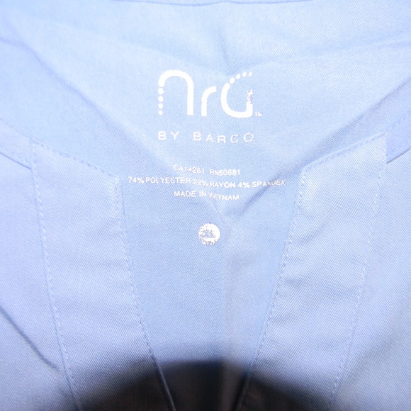 NRG Size XL Ceil Blue Scrub top - Picture 2 of 4
